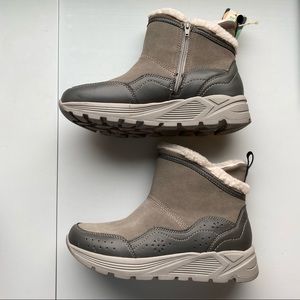 Earth Journey Verve Waterproof Suede Boots Grey Faux Fur Lining 10 M